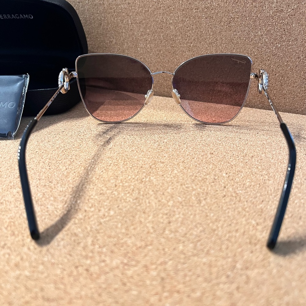 Salvatore Ferragamo Silver Frame Sunglasses with Pink-to-Gray Gradient Lenses - Picture 5 of 8